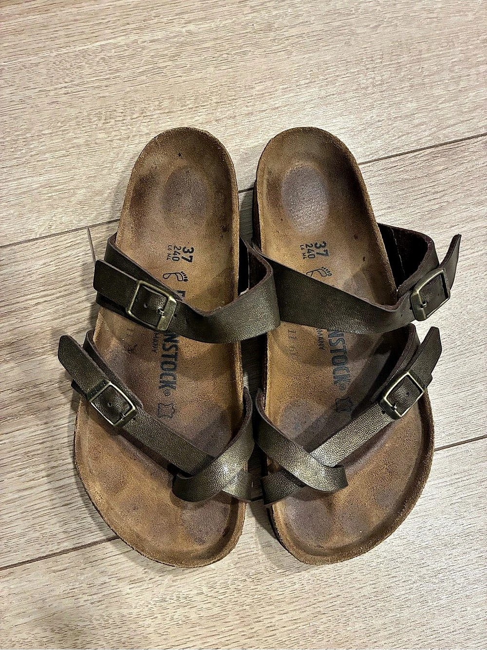 Birkenstock Women’s Mayari Buckle Sandals Brown Metallic Bronze Size 6